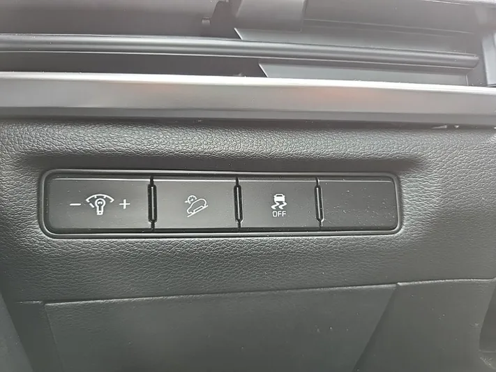 2023 Kia Telluride - view 20