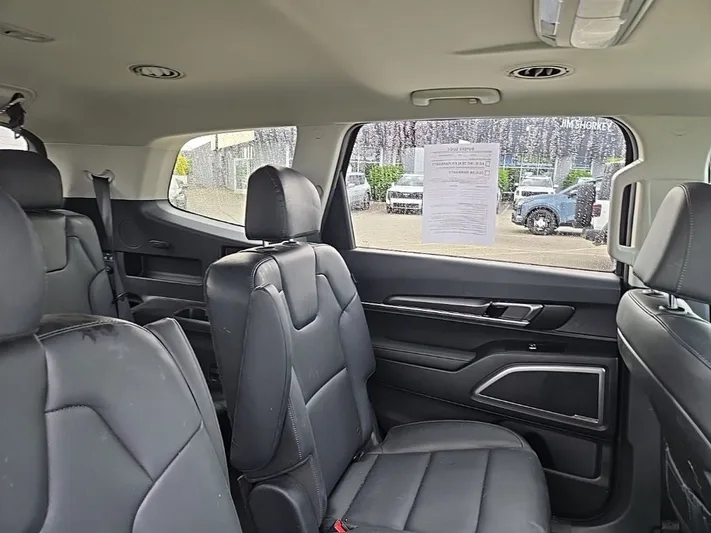 2023 Kia Telluride - view 31