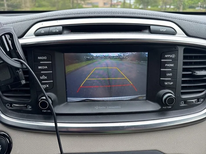 2018 Kia Sorento - view 7