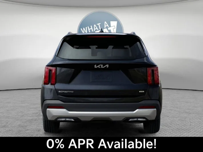 2026 Kia Sorento - view 13