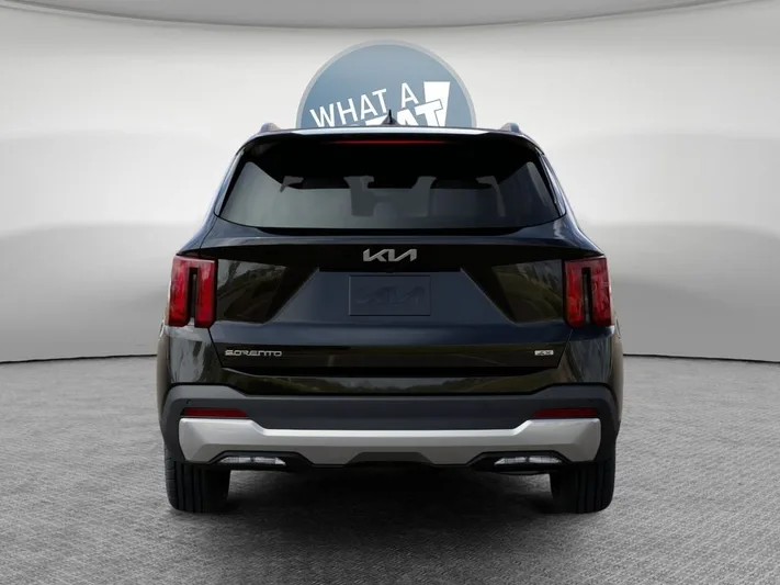 2026 Kia Sorento - view 13