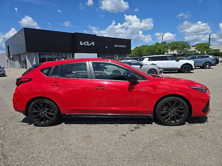 2024 Subaru Impreza - view 2