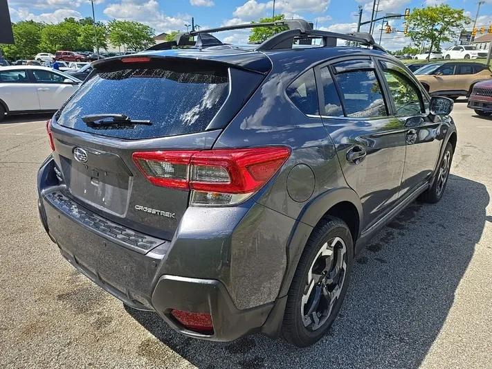 2021 Subaru Crosstrek - view 3