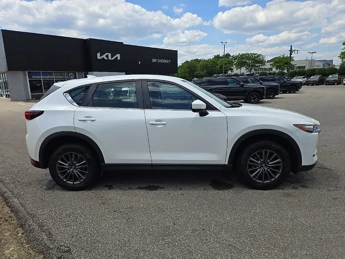 2020 Mazda CX-5 - view 2