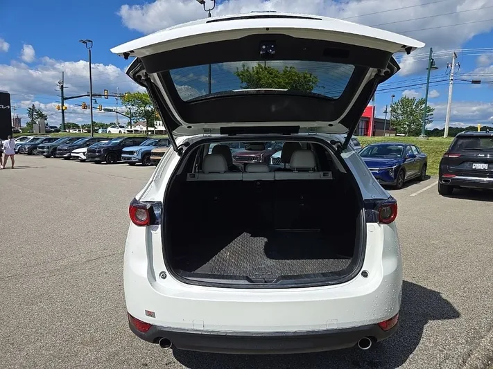 2021 Mazda CX-5 - view 7
