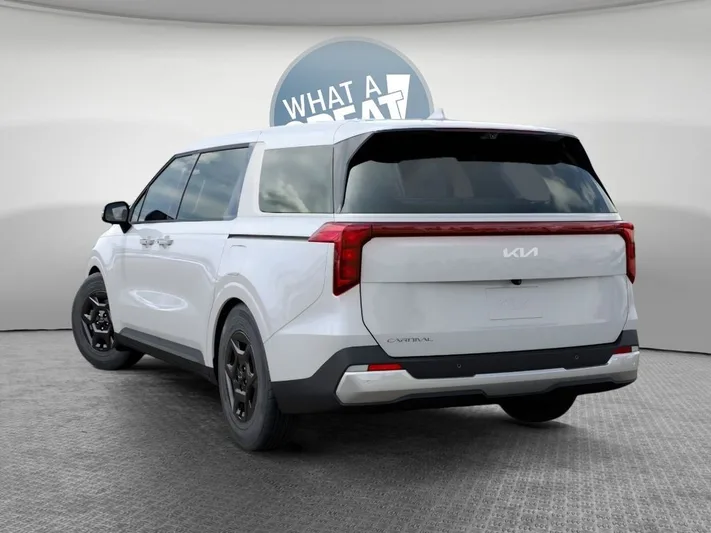 2026 Kia Carnival - view 4