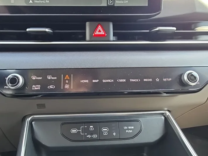 2025 Kia Carnival - view 23