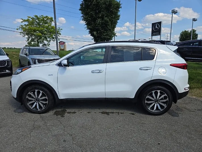 2019 Kia Sportage - view 10