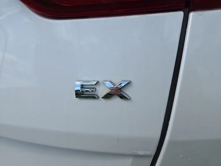 2019 Kia Sportage - view 4