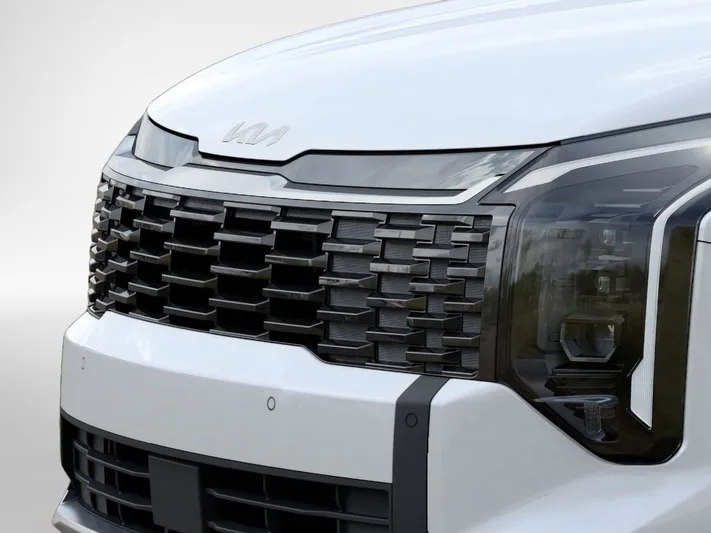 2026 Kia Sportage - view 12