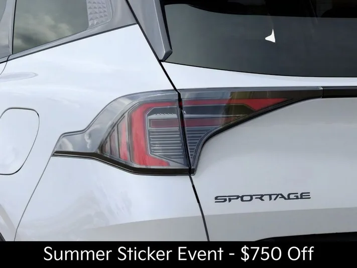 2026 Kia Sportage - view 11