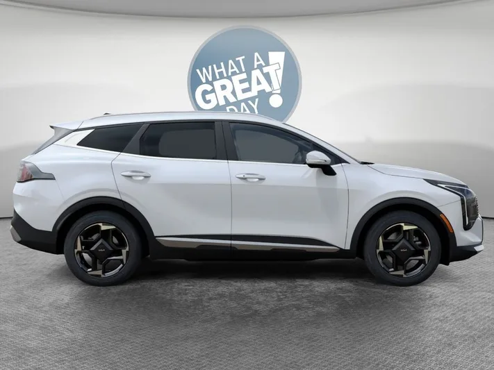 2026 Kia Sportage - view 7