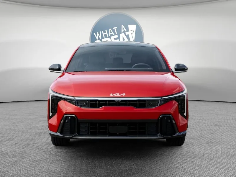 2026 Kia K4 GT-Line Turbo, photo 2