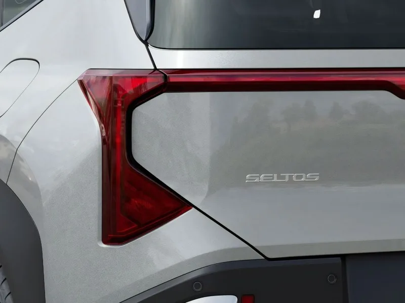 2027 Kia Seltos LX, photo 11