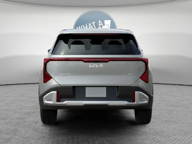 2027 Kia Seltos LX, photo 5